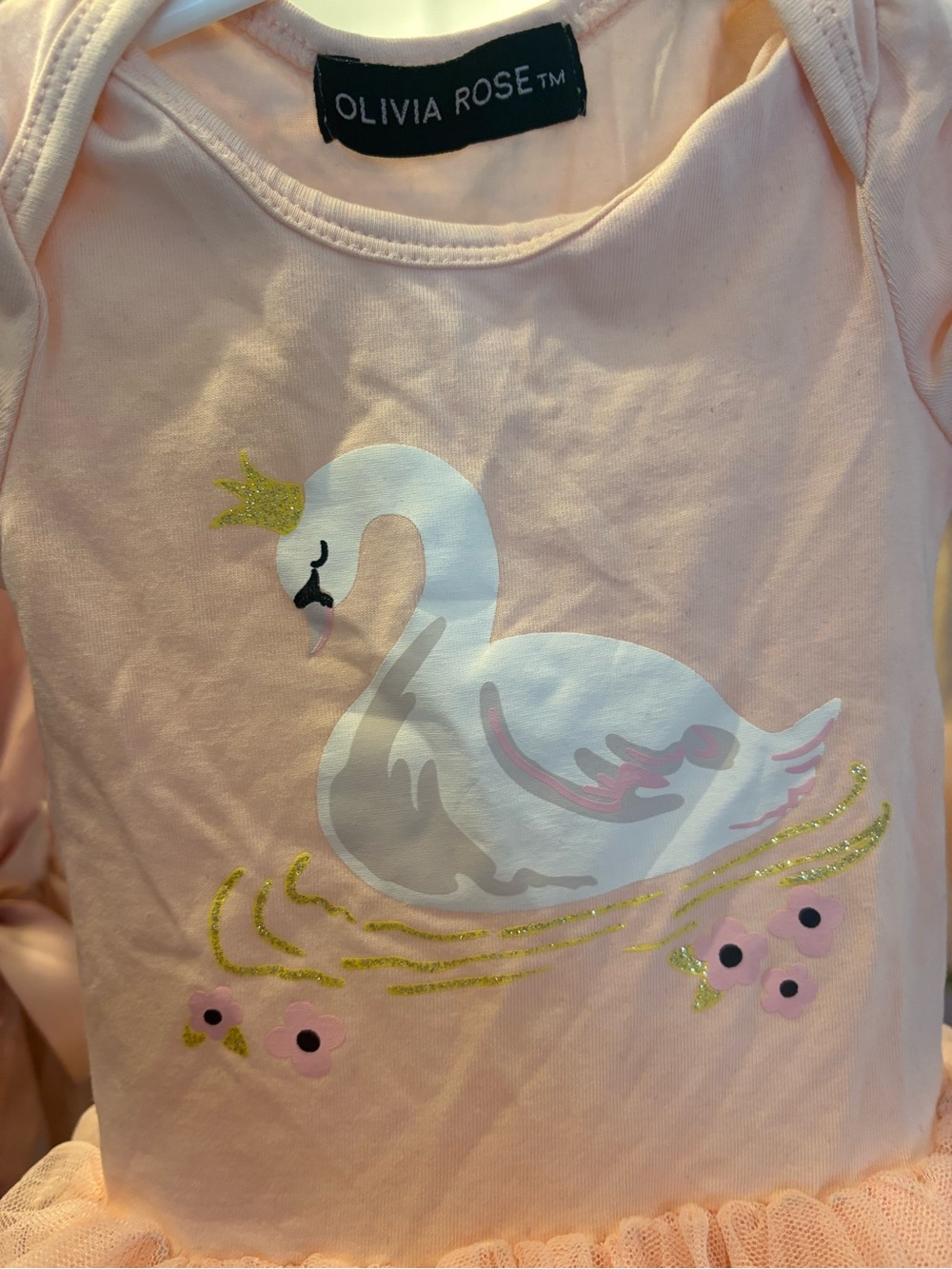 2 very sweet baby rompers πβ₯οΈ - Picture 8 of 9
